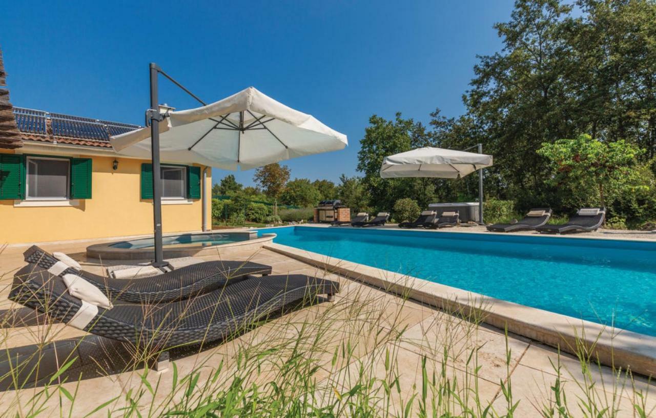 Villas Vea Histria Rezanci Bagian luar foto