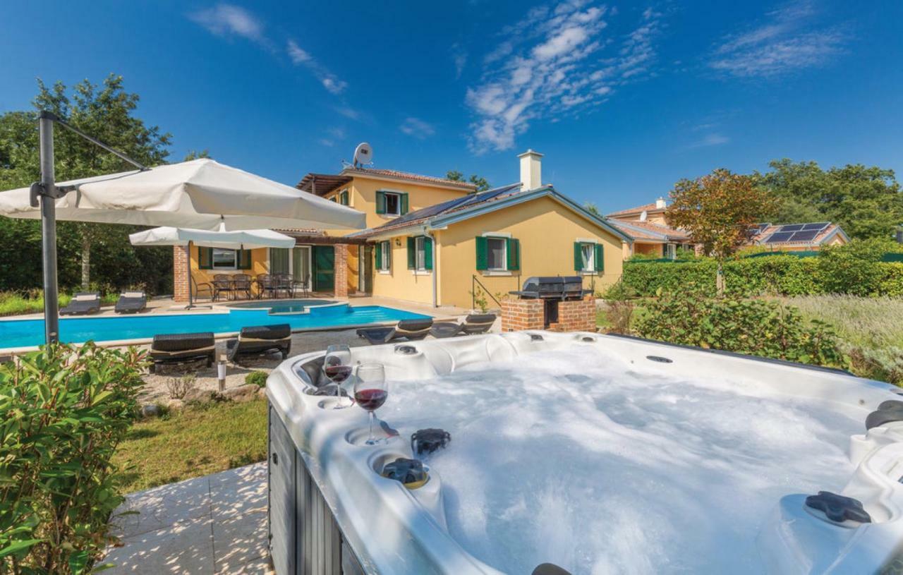 Villas Vea Histria Rezanci Bagian luar foto