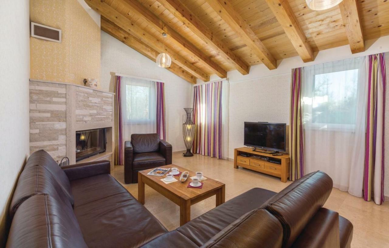 Villas Vea Histria Rezanci Bagian luar foto