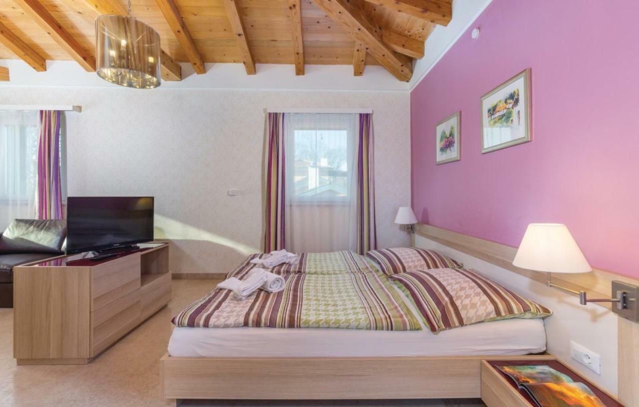 Villas Vea Histria Rezanci Bagian luar foto